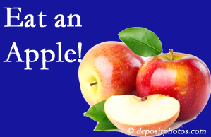 Sitka chiropractic care recommends healthy diets full of fruits and veggies, so enjoy an apple the apple season!